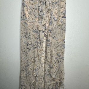 American Rag Cream and Blue Paisley Shorts with Skirt